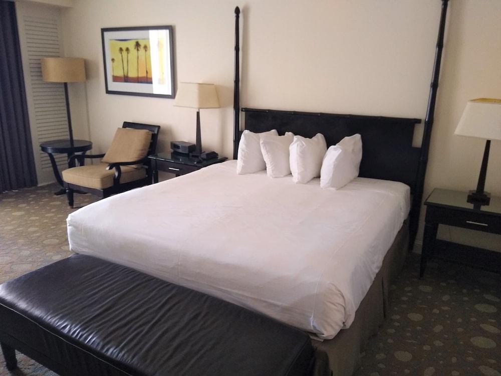 Residences At The Atlantic Resort 포트 로더데일 외부 사진