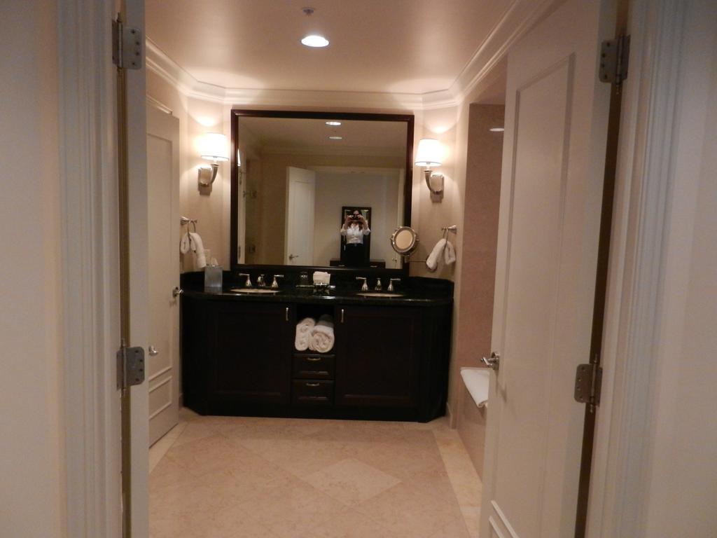 Residences At The Atlantic Resort 포트 로더데일 객실 사진
