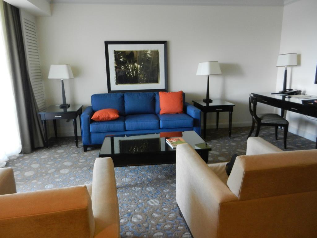 Residences At The Atlantic Resort 포트 로더데일 객실 사진